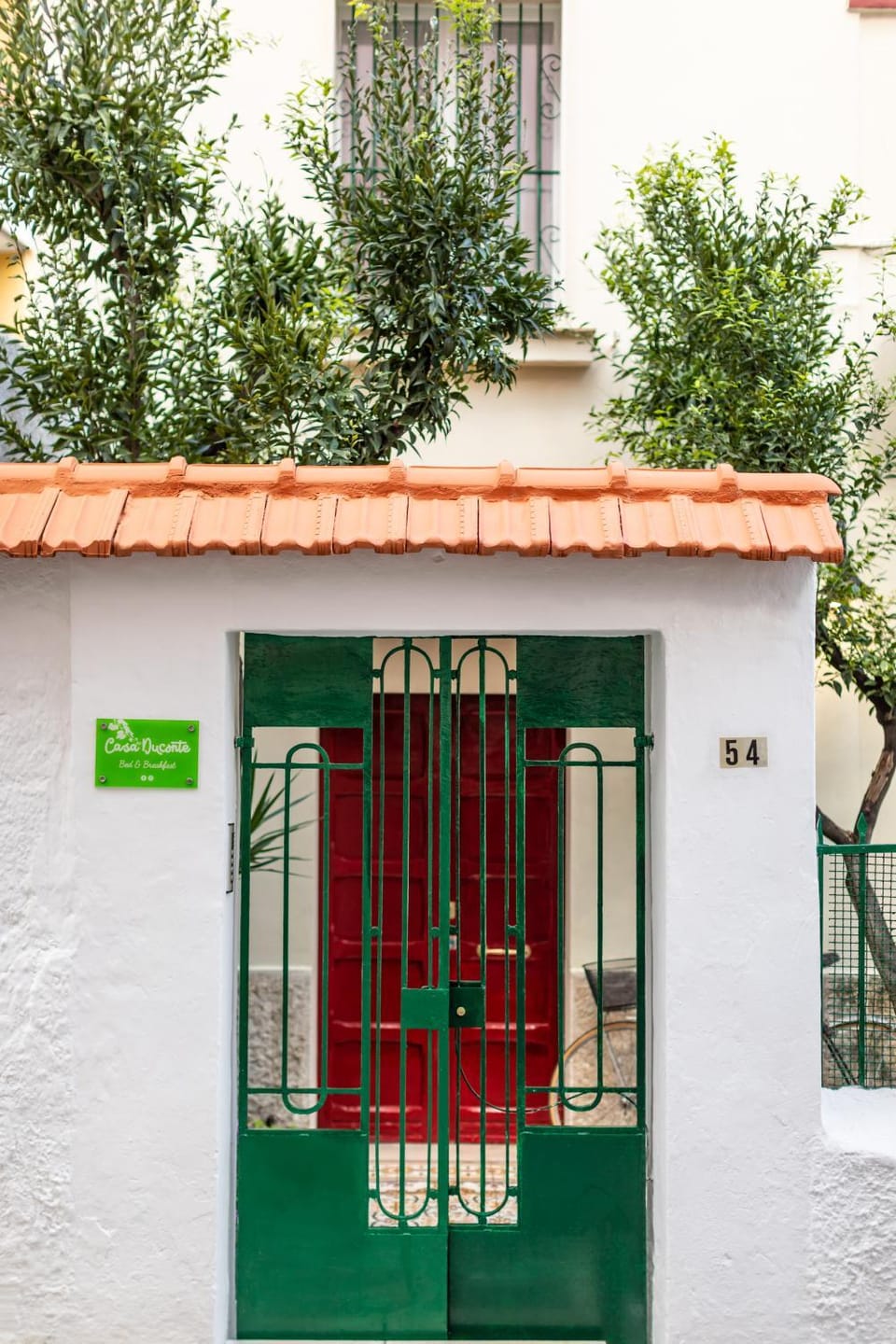 Facade/entrance