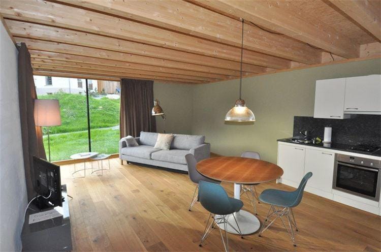 Kitchen or kitchenette, Living room