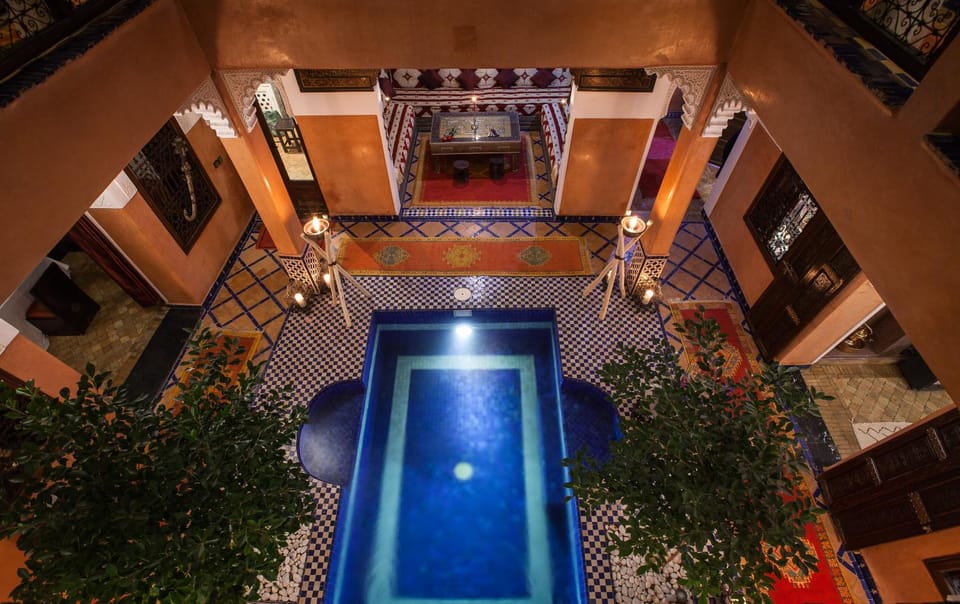Swimming pool, Swimming pool