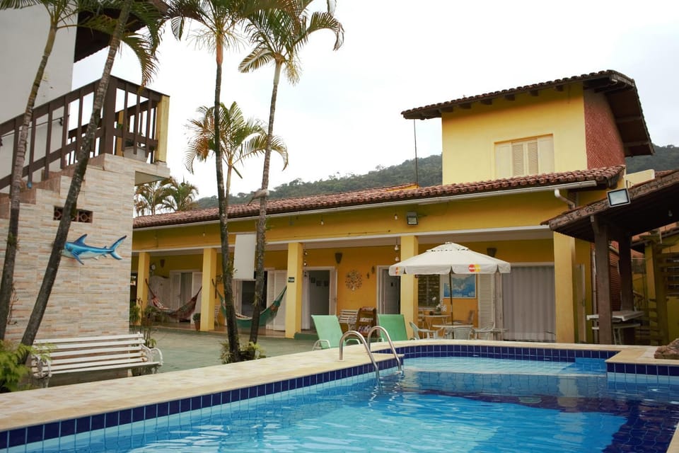 BBQ facilities, Swimming pool