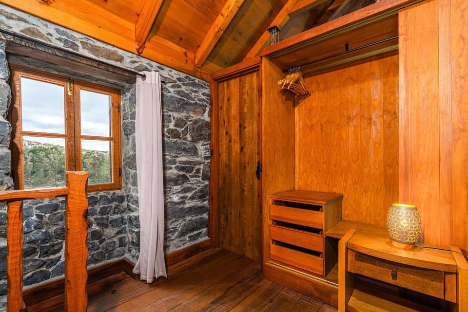 Bedroom, wardrobe