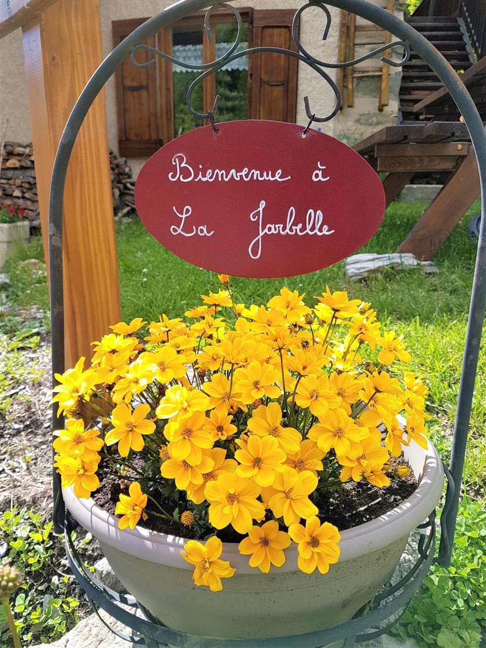 Property logo or sign, Garden