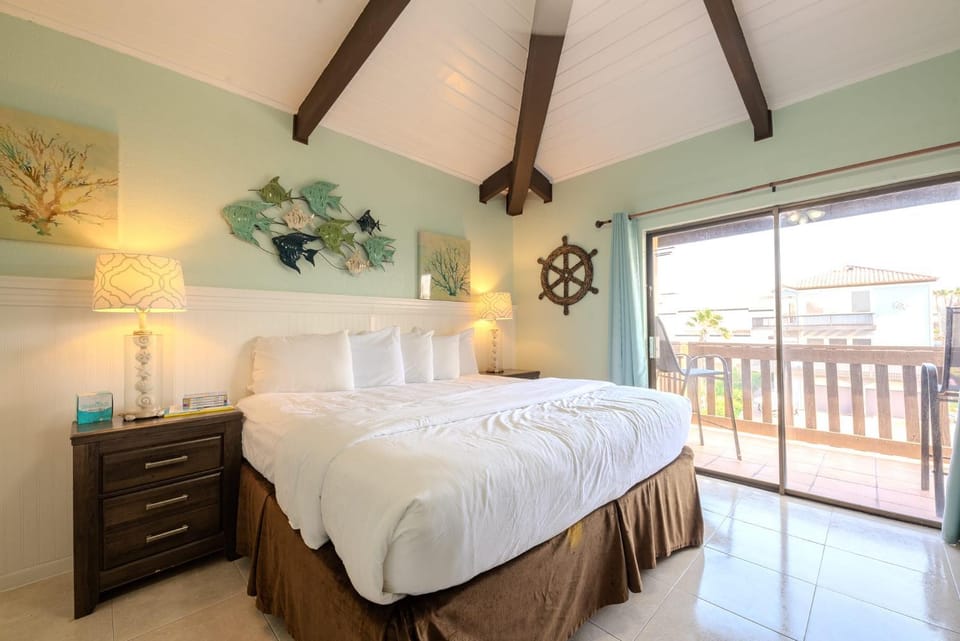 Cranes Cove Tranquil 1BR Coastal Getaway 340 Apartment in South Padre Island