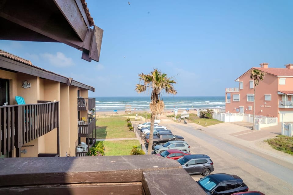 Cranes Cove Tranquil 1BR Coastal Getaway 340 Apartment in South Padre Island