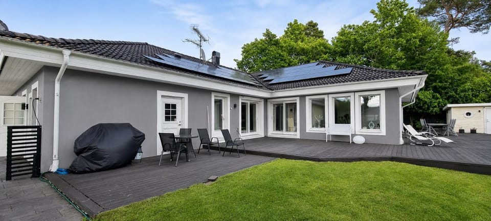 Poolvilla i Höllviken Villa in Skåne County