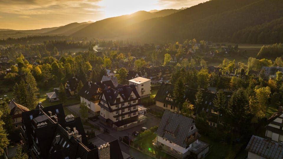 Property building, Bird's eye view