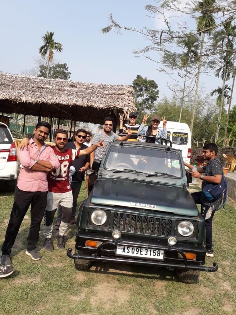 Activities, group of guests