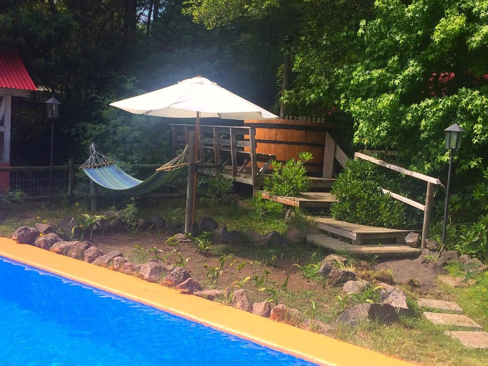 Swimming pool, Swimming pool