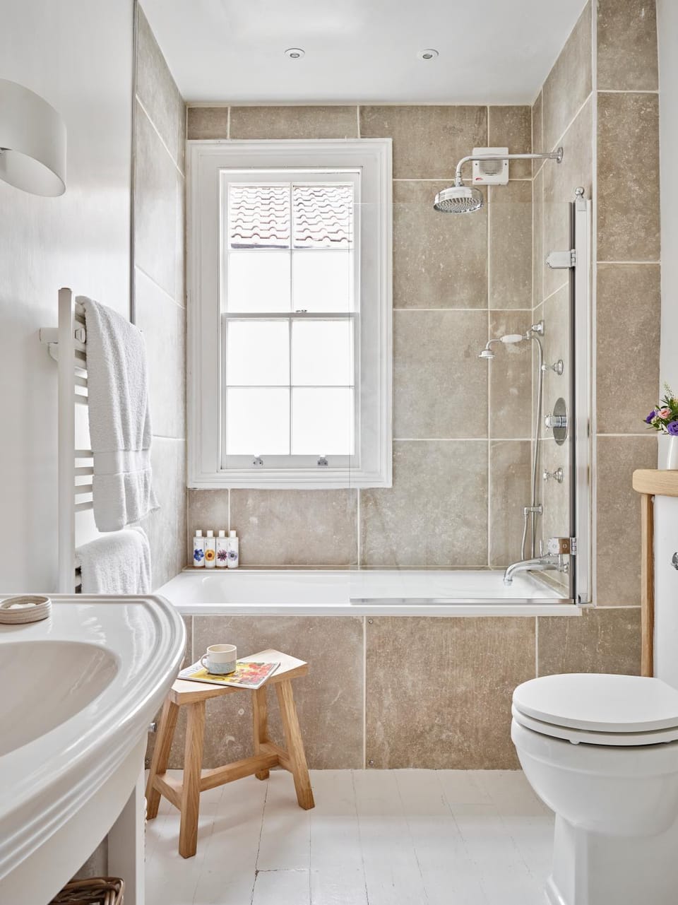 Shower, Toilet, Bathroom, Bath, towels