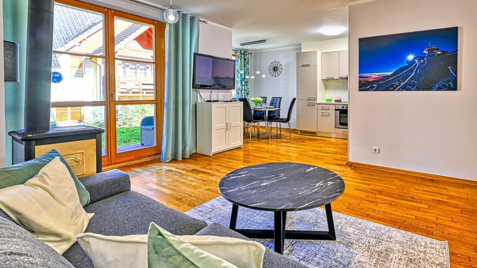TV and multimedia, Living room