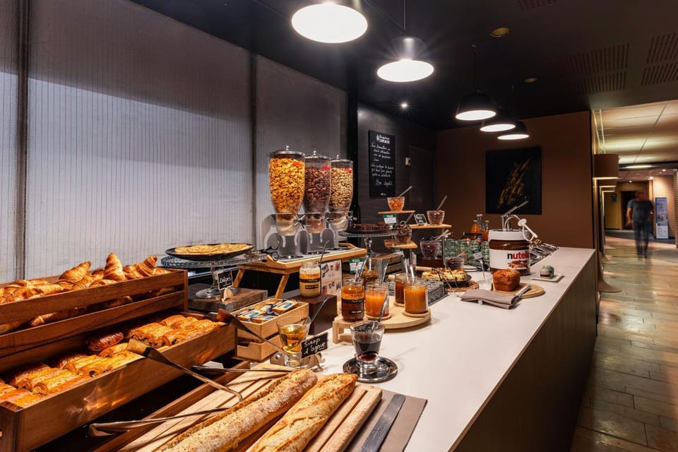 Breakfast, Continental breakfast, Buffet breakfast