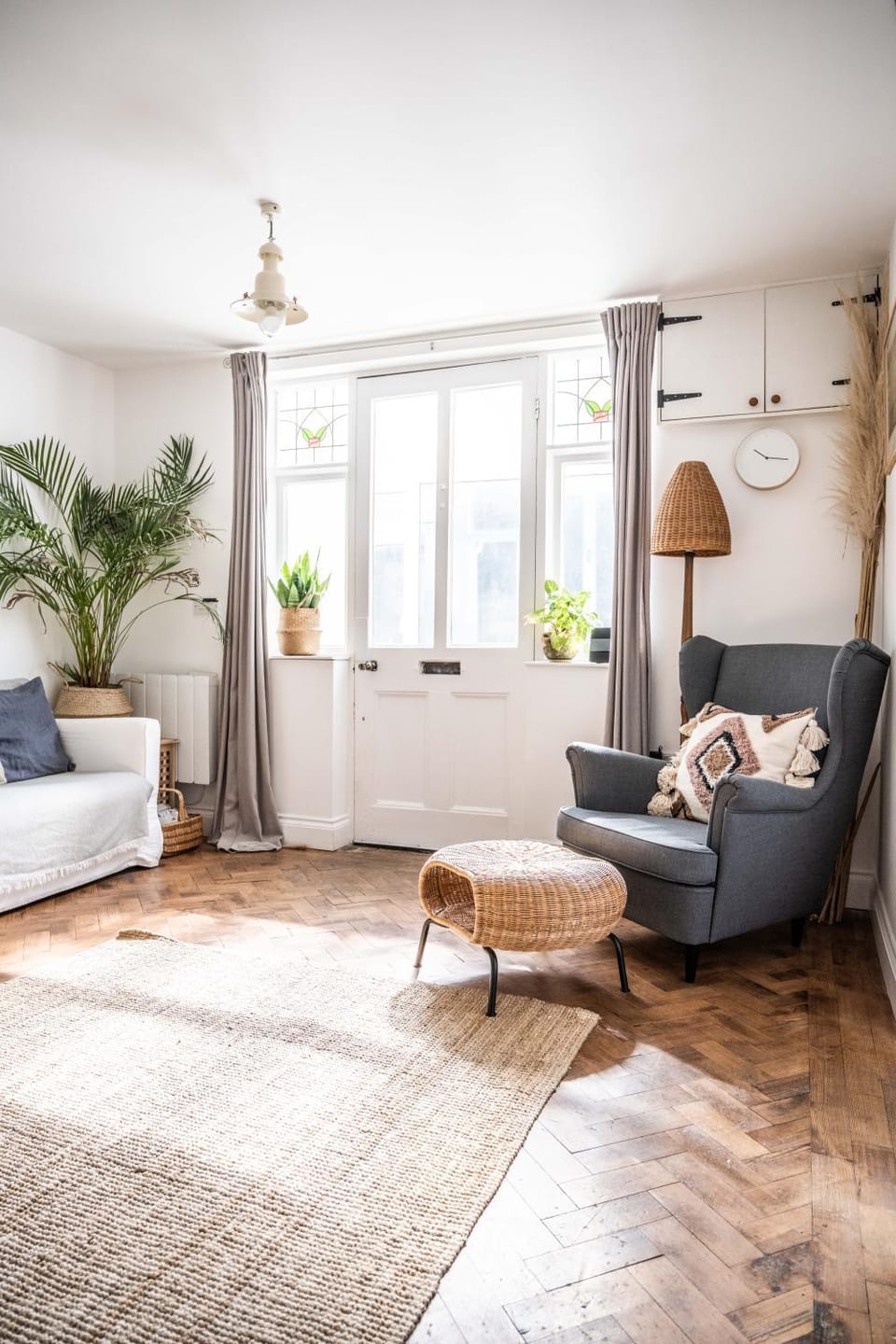 Flat 1 Teneriffe House in Lyme Regis