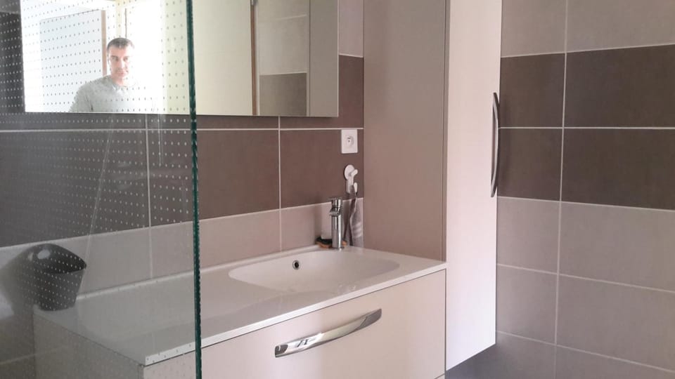 Ressourcez vous en pleine nature! Apartment in Auvergne-Rhône-Alpes