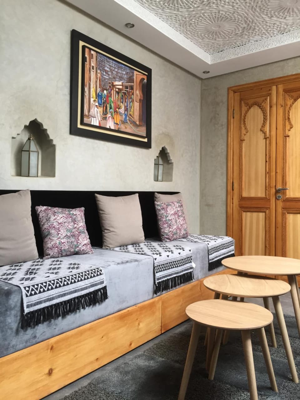 Seating area, Dining area