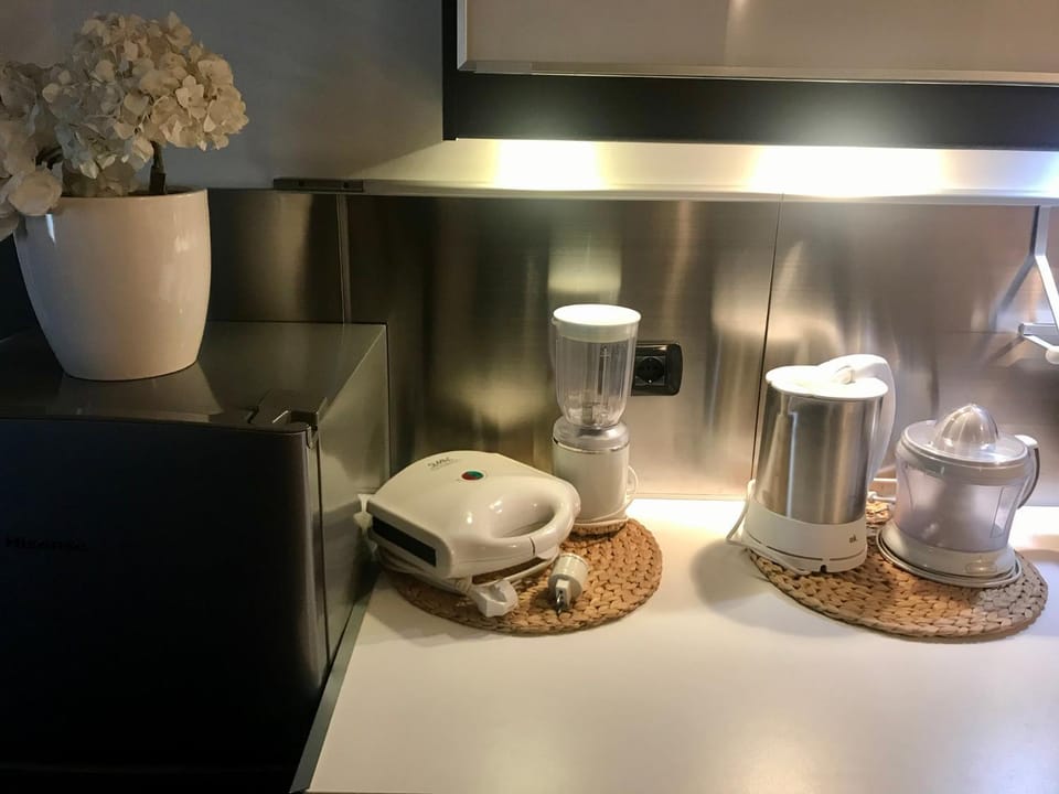 Food and drinks, Meals