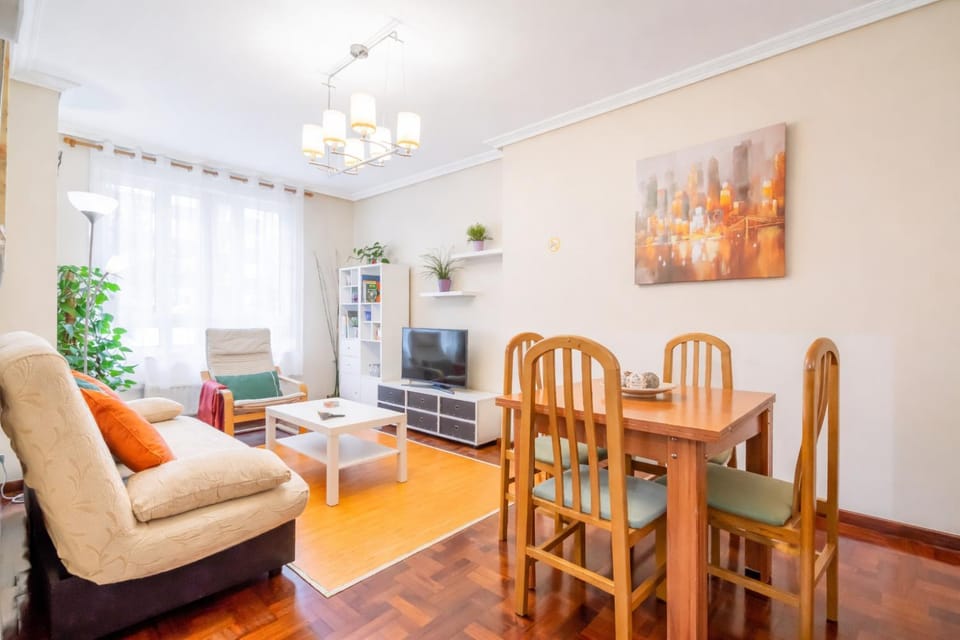 Luminoso y acogedor apartamento en GIJON Apartment in Gijón