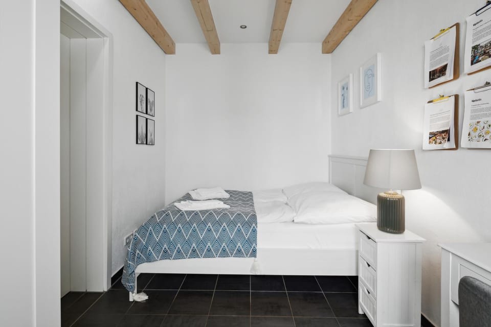 Bed, Decorative detail, Bedroom