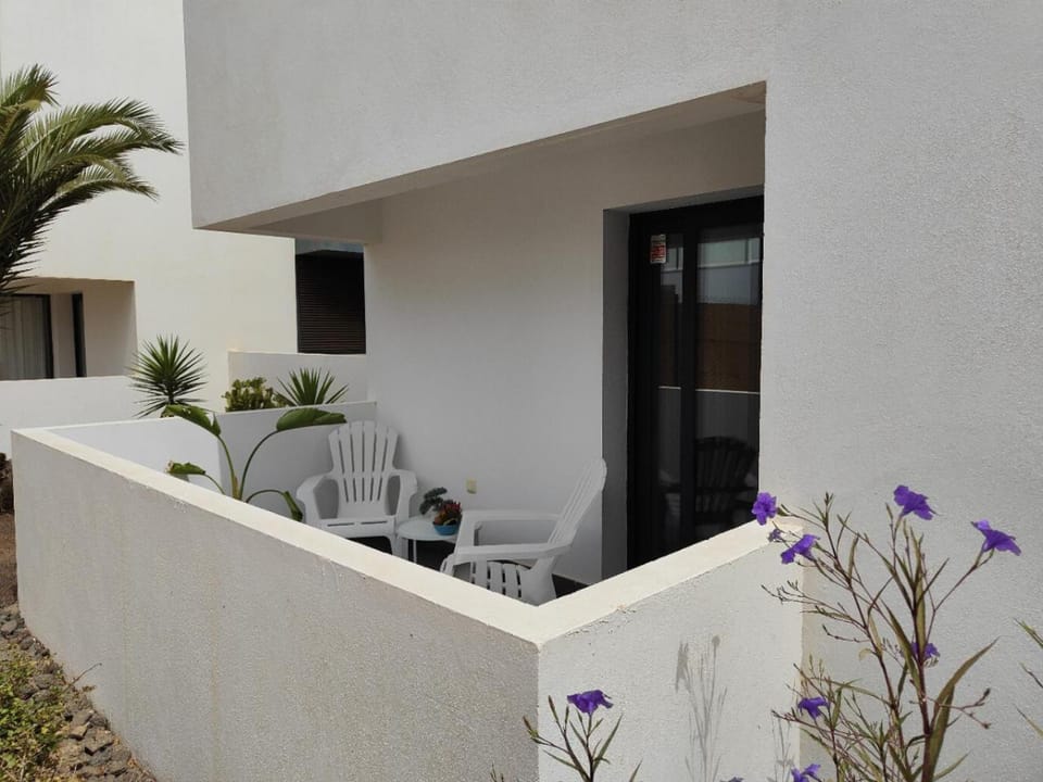 Property building, Balcony/Terrace