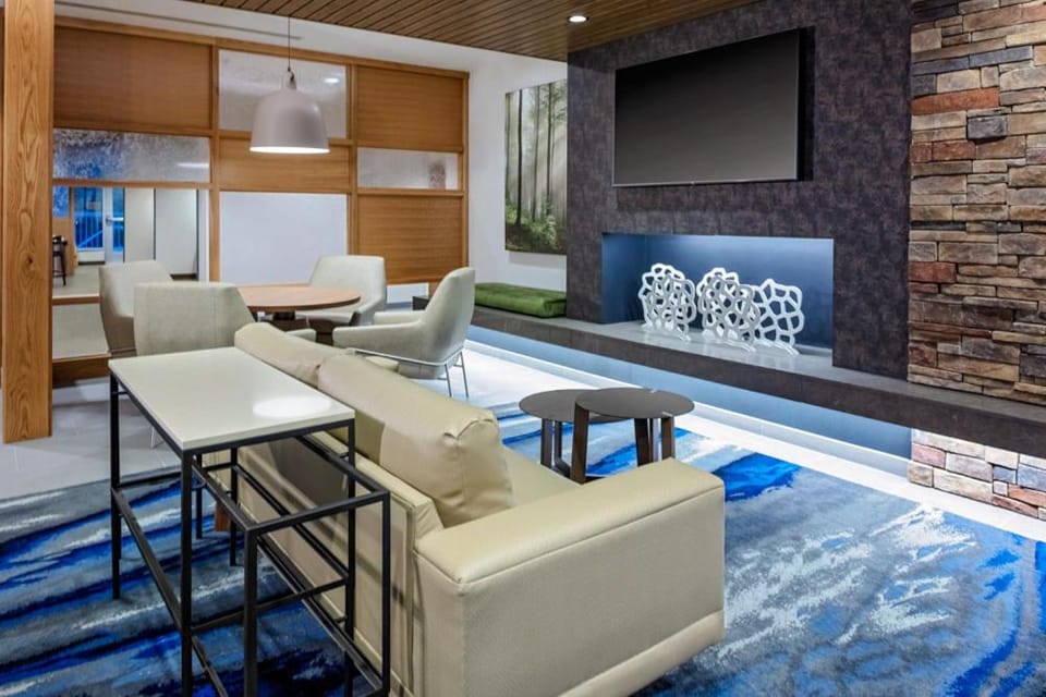 Fairfield Inn & Suites by Marriott Memphis Collierville Hotel in Collierville