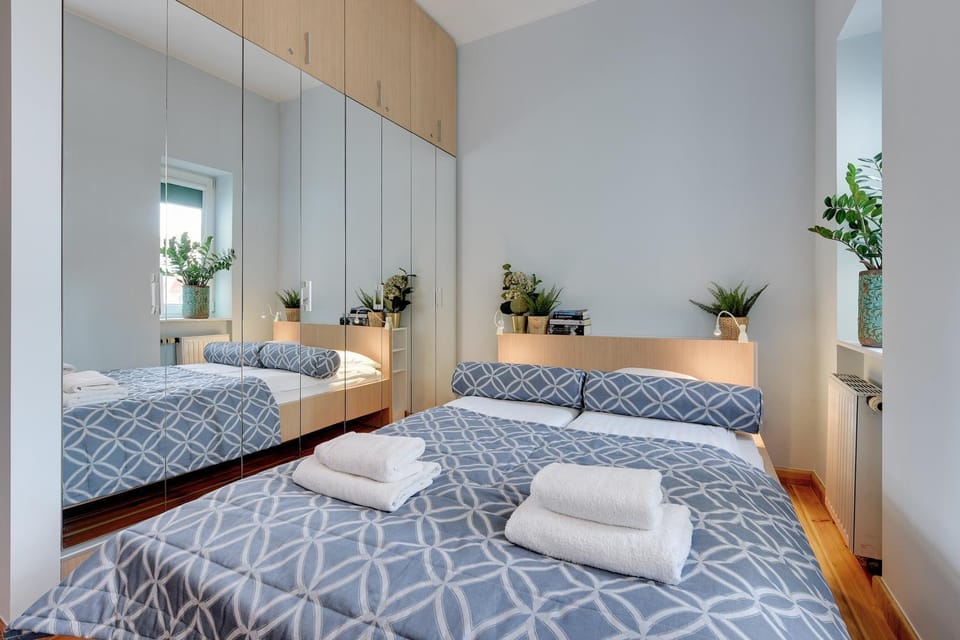 Bed, Photo of the whole room, Bedroom, towels, wardrobe