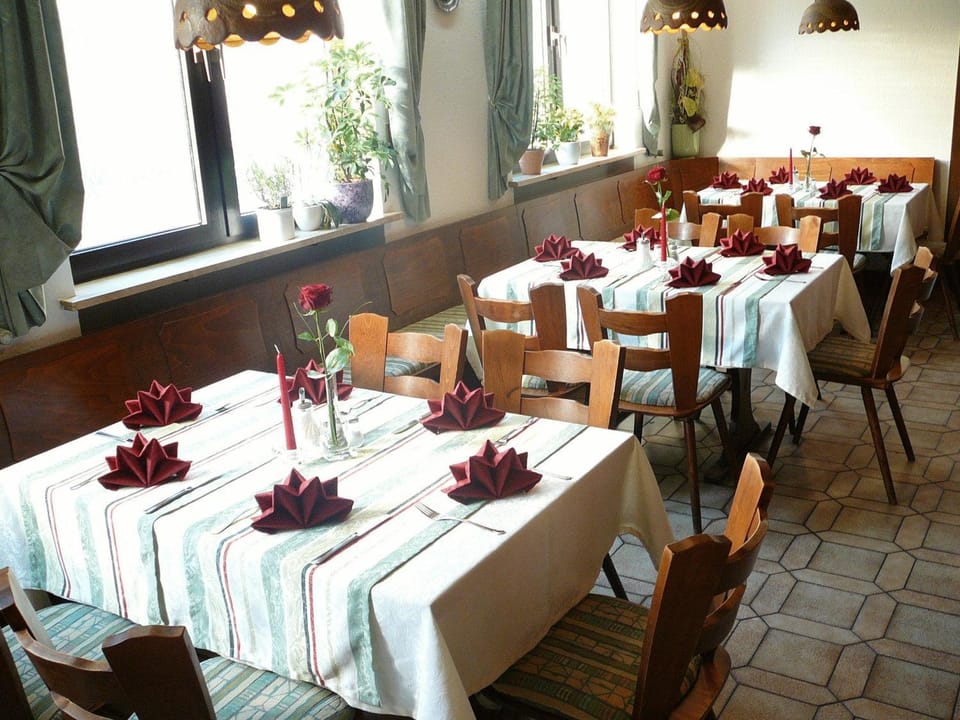Restaurant/places to eat