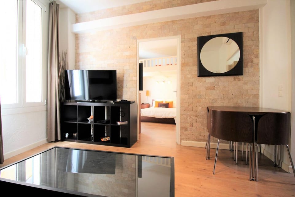 Coeur de Cannes Forville - Vieux Port Palais Plage Apartment in Cannes