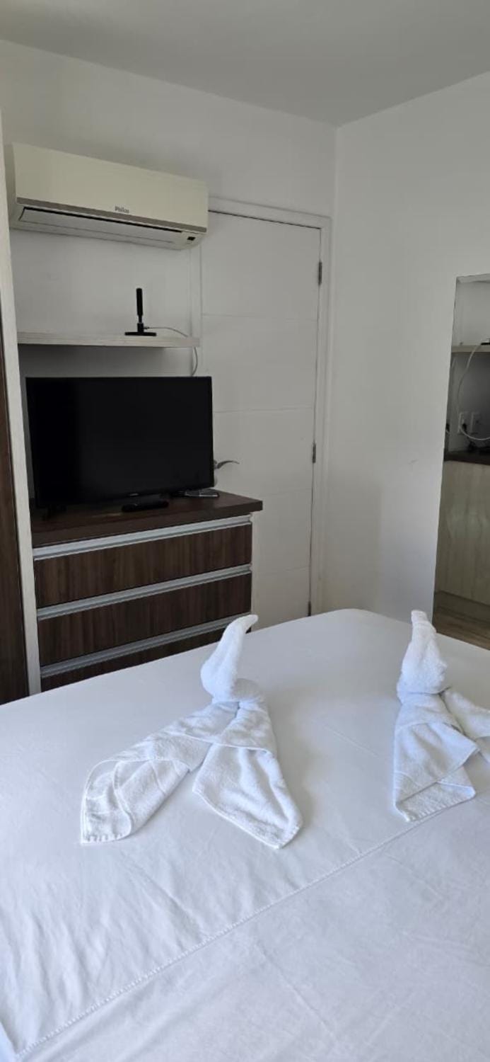 TV and multimedia, Bedroom, air conditioner