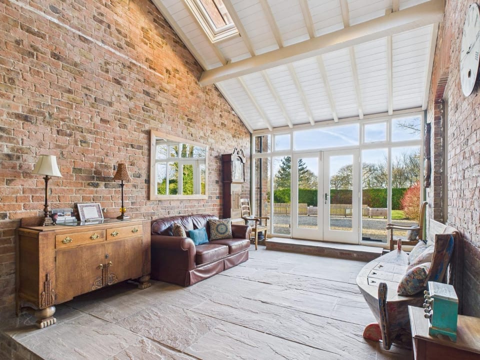 The Old Granary Country-retreat Villa in England