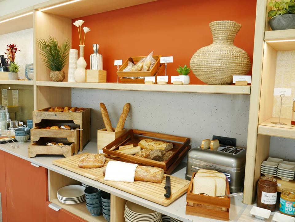 Breakfast, Continental breakfast, Buffet breakfast