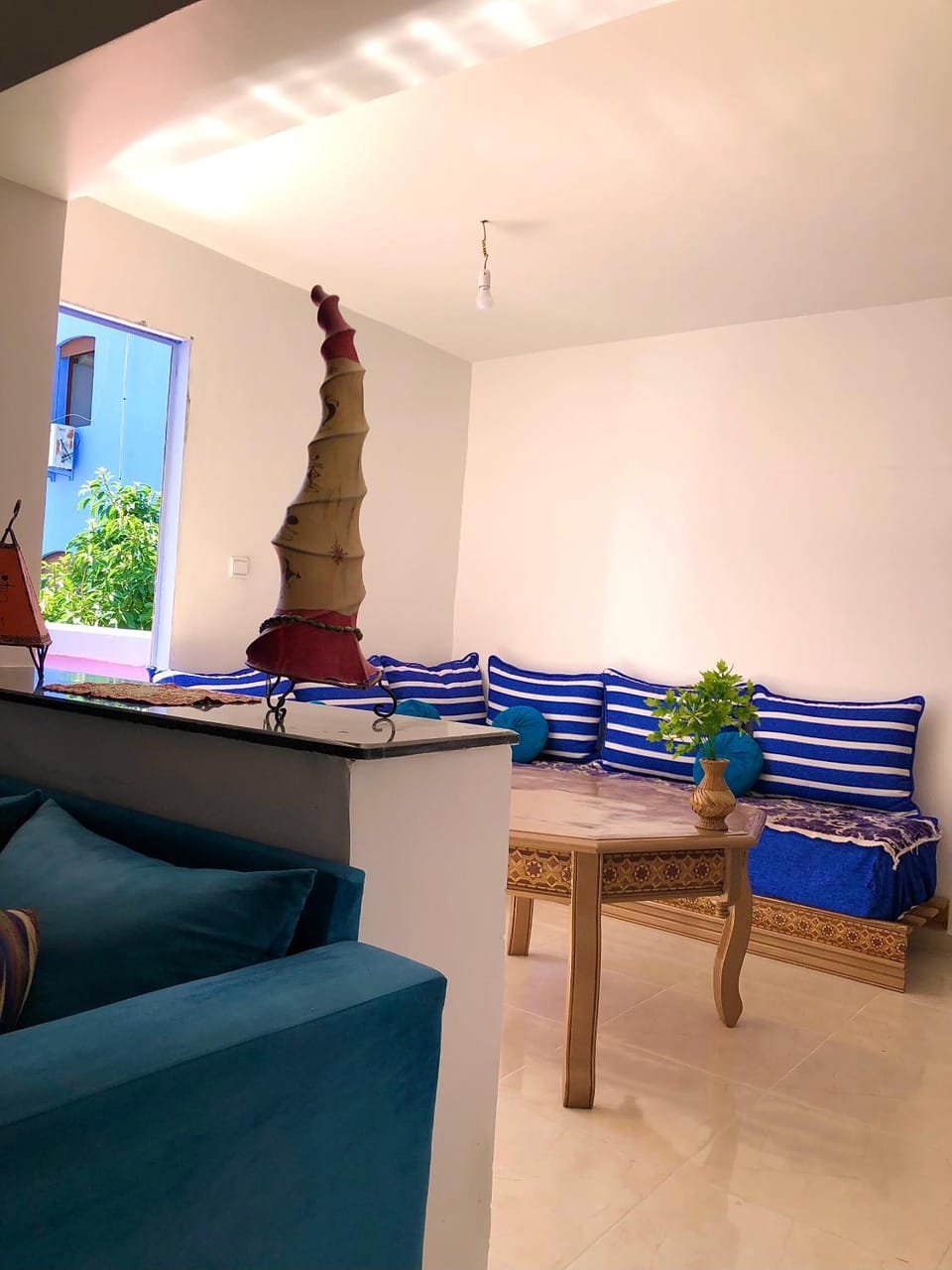 Living room, Dining area