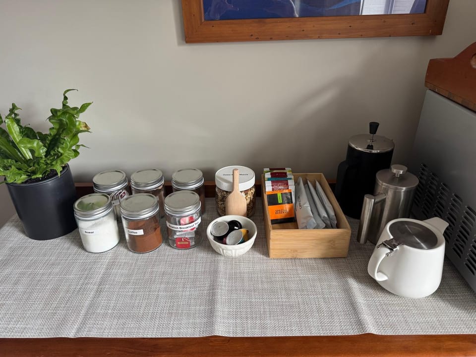 Coffee/tea facilities, Kitchen or kitchenette