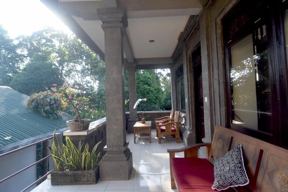 Property building, Balcony/Terrace