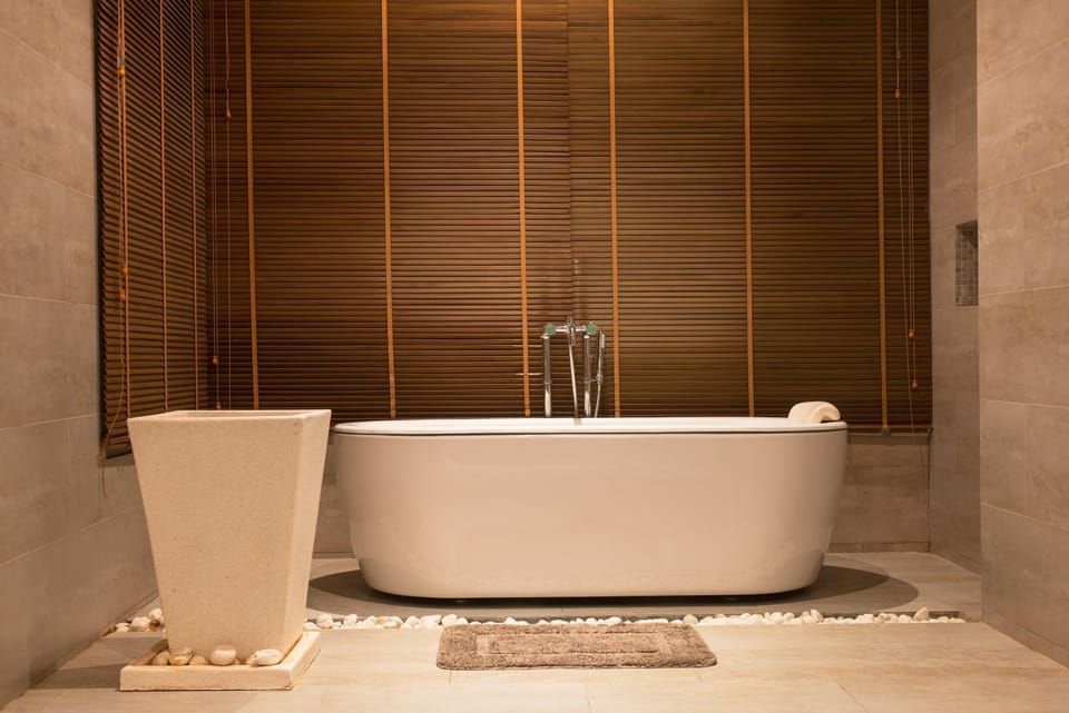 Bathroom, Bath