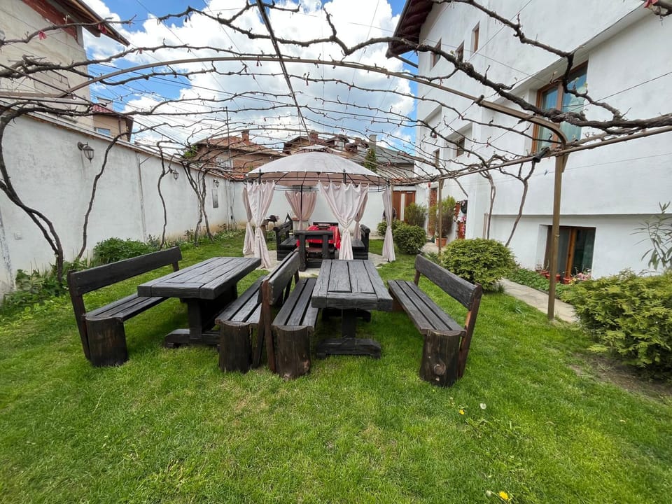 Bayrakova Guest House Bed and Breakfast in Blagoevgrad Province