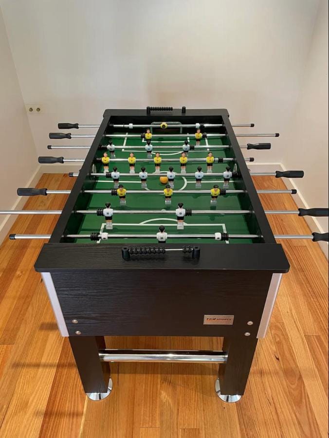 Billiard, Game Room