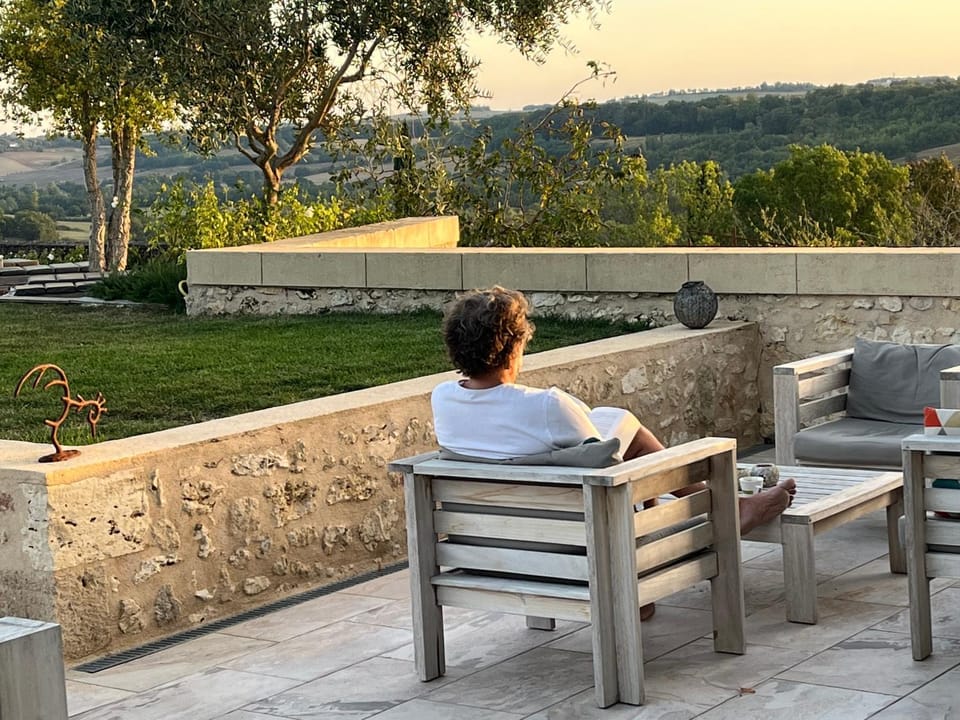 Natural landscape, View (from property/room), Balcony/Terrace, Seating area, Sunrise
