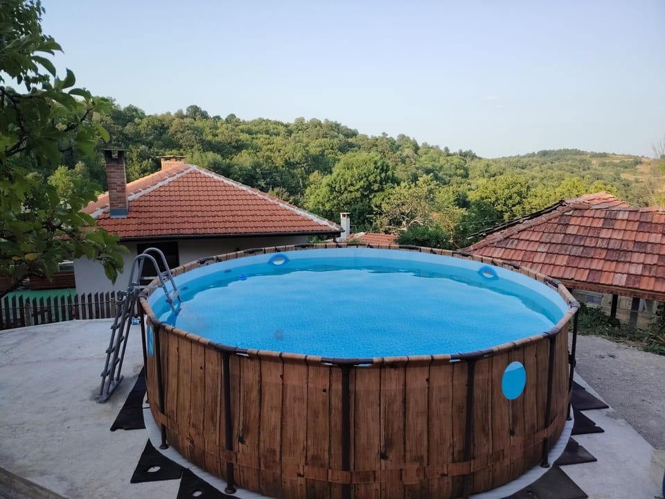 Къща за гости ЧИЧАРИТЕ Bed and Breakfast in Gabrovo, Bulgaria