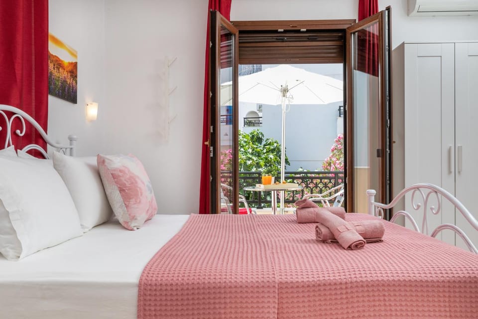 NAXOS DIAMOND Studios Apartments Apartment hotel in Naxos