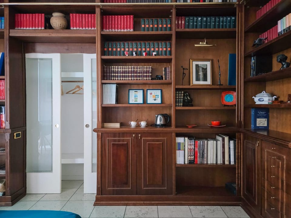 Suite Ottocento Napoletano Bed and Breakfast in Naples