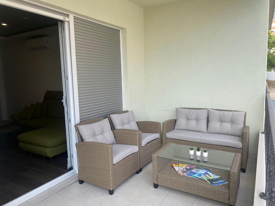 Modern new apartment in Makarska Apartment in Makarska