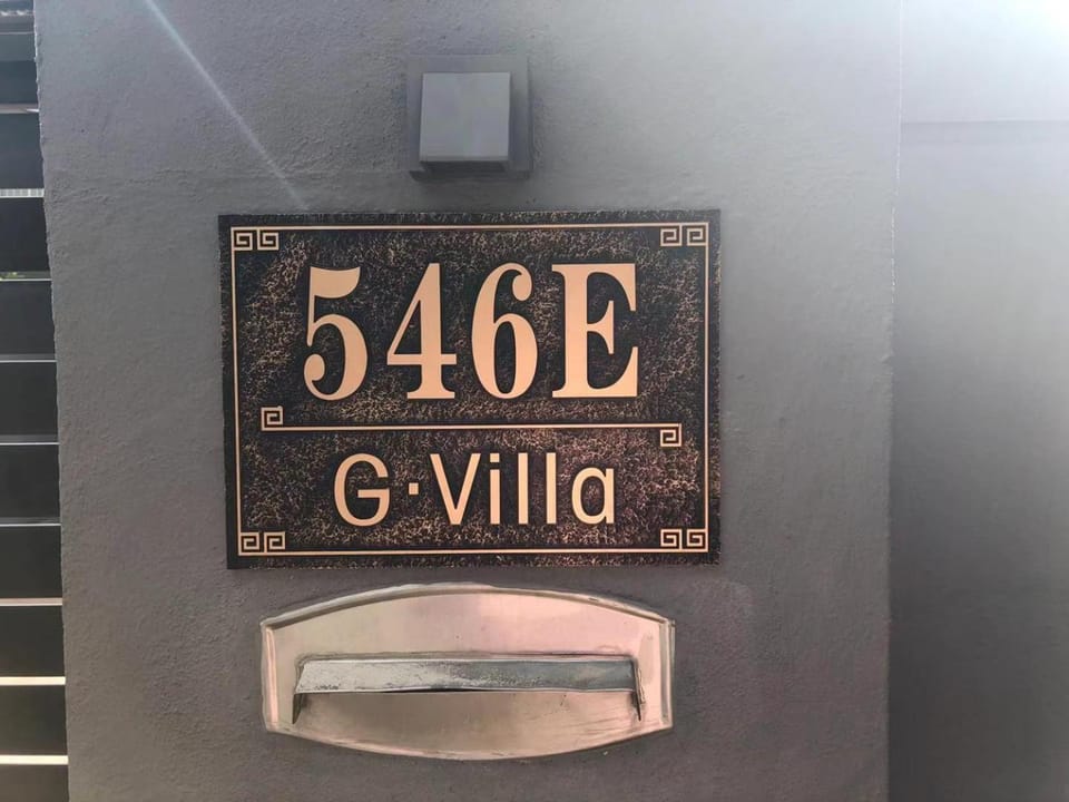 Property logo or sign