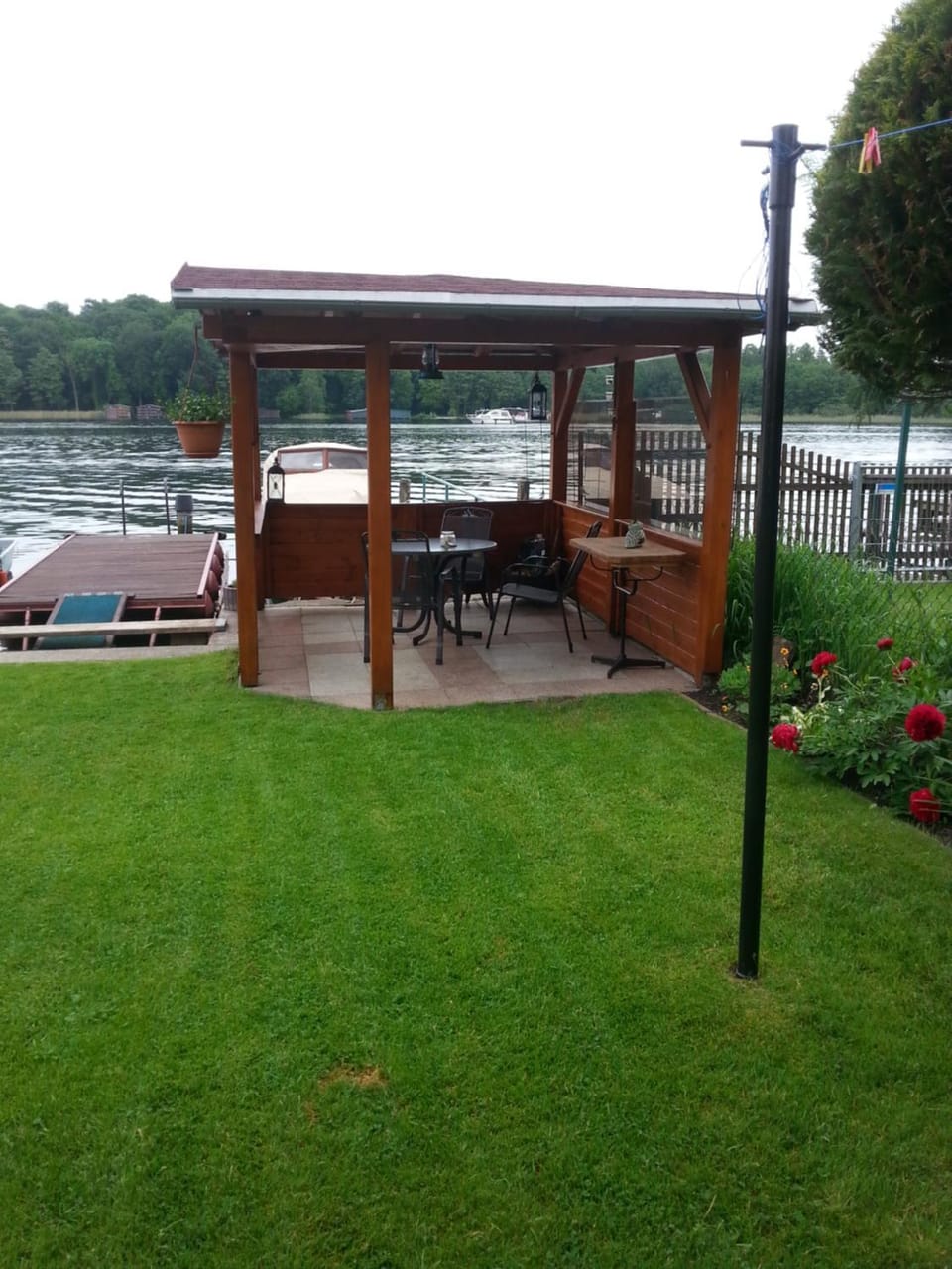 Natural landscape, Garden, View (from property/room), Garden view, Lake view