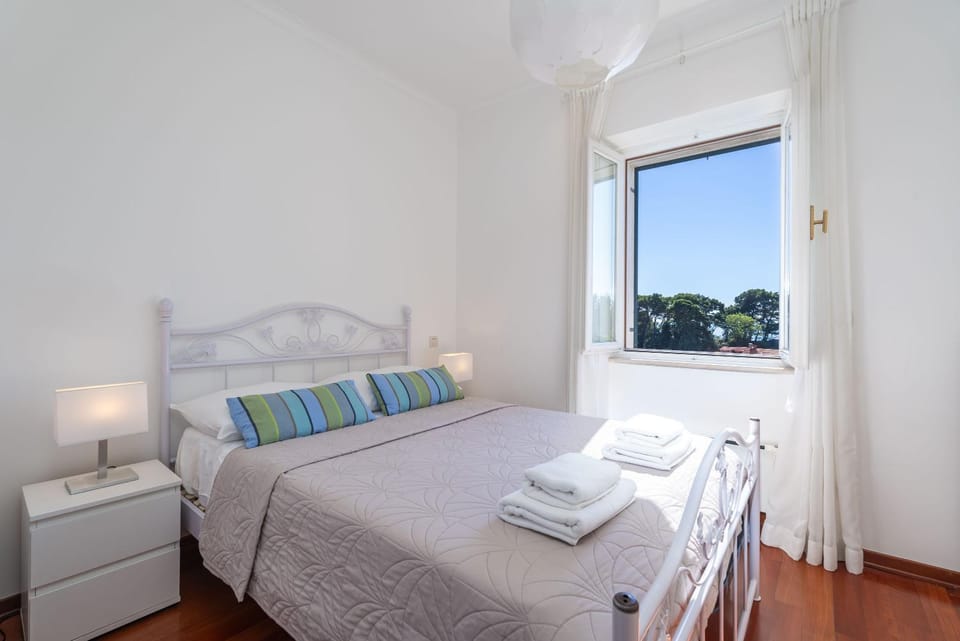 Bed, Day, Summer, View (from property/room), Bedroom, Sea view