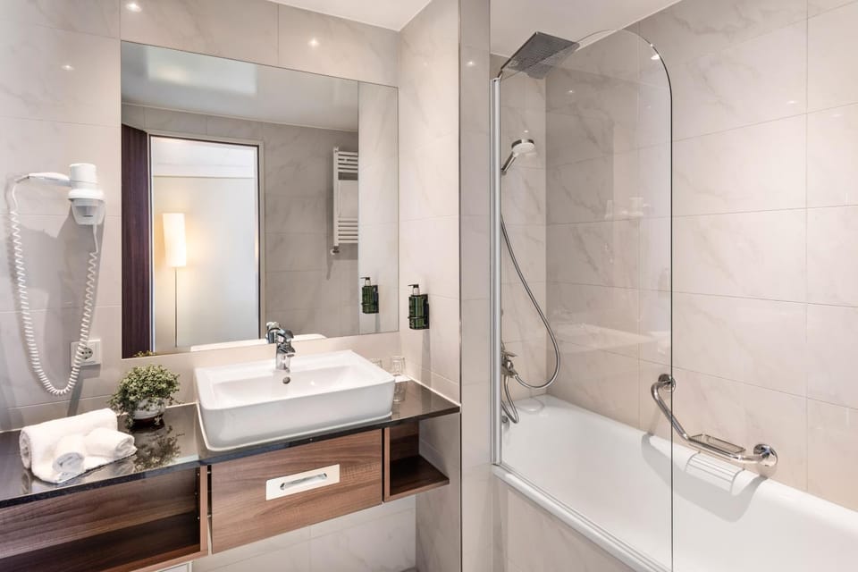 Shower, Bathroom, Bath