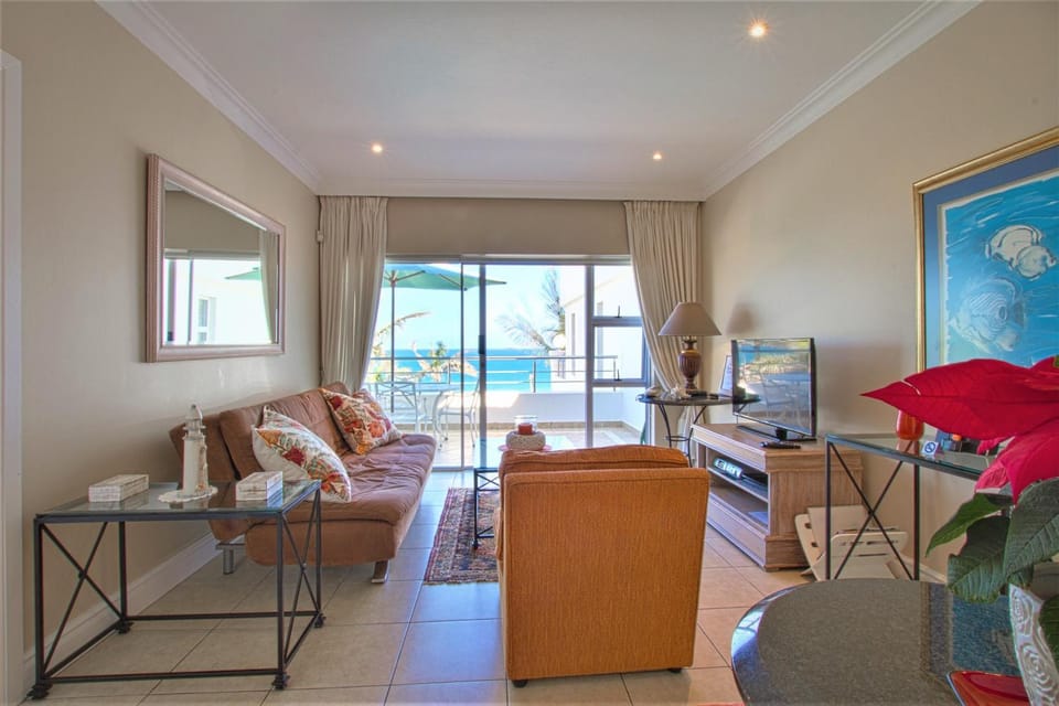 Coffee/tea facilities, Lounge or bar, Sea view