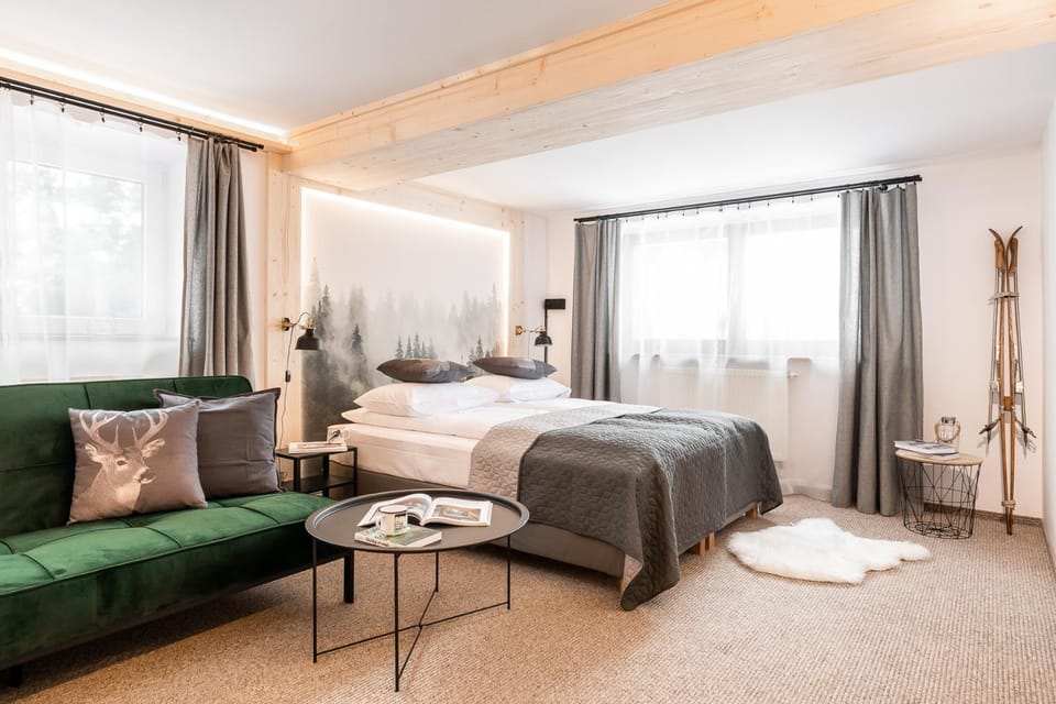 Photo of the whole room, Bedroom