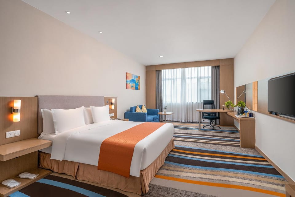 Bed, TV and multimedia, Photo of the whole room, Seating area