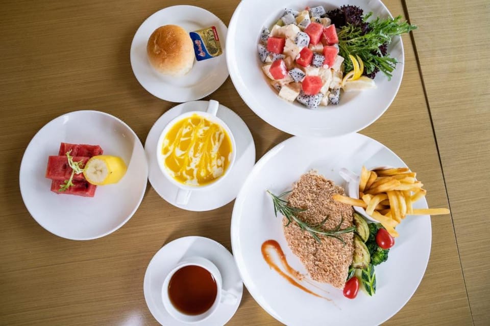 Restaurant/places to eat, Food and drinks, Food and drinks, Food, Breakfast, Lunch
