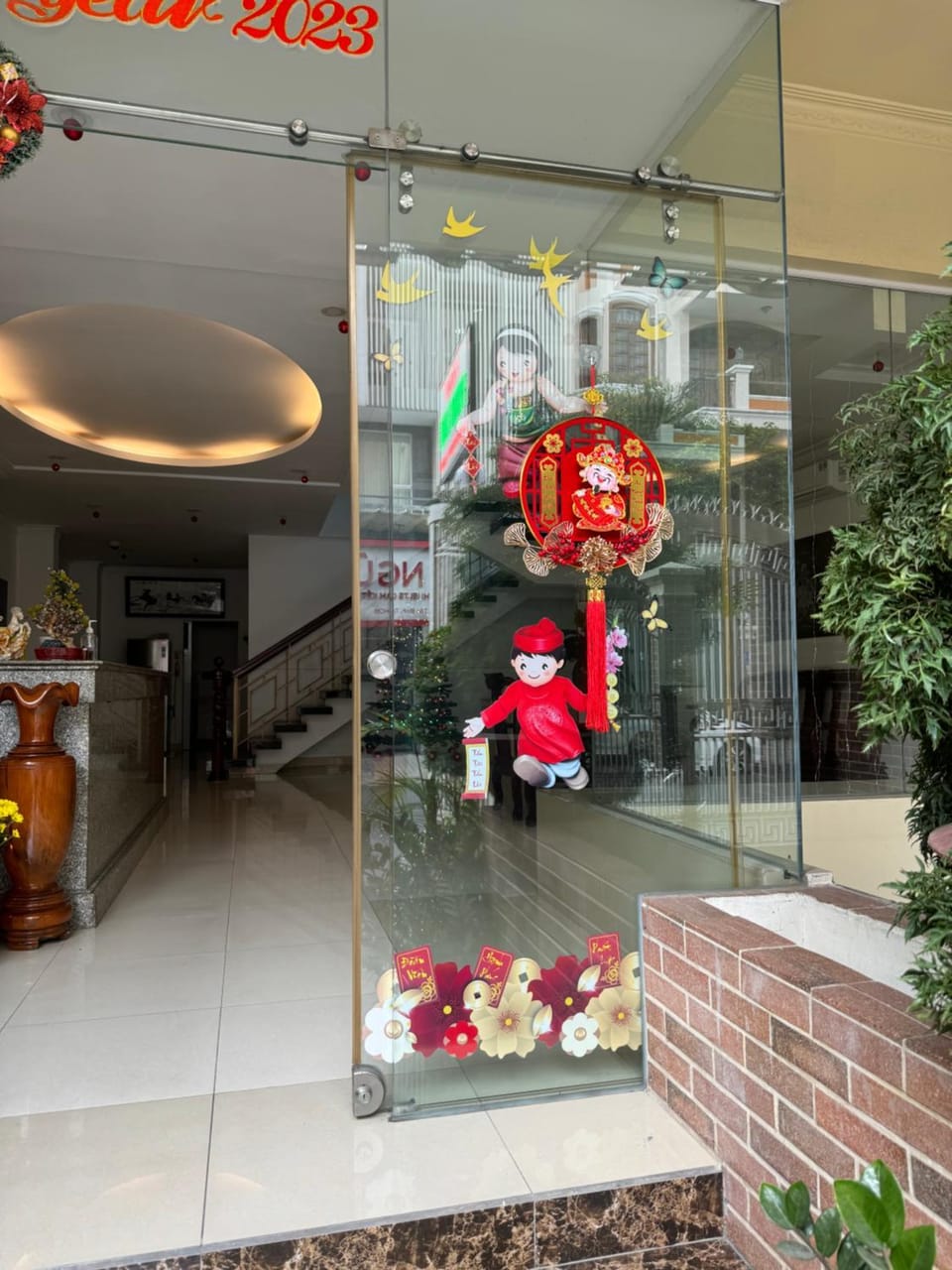 Phung Long Hotel Hotel in Ho Chi Minh City