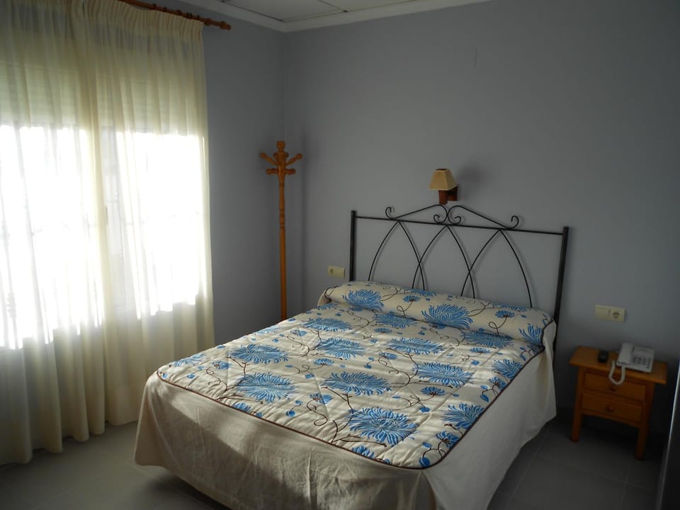 Hostal Donaire II Bed and Breakfast in Castile-La Mancha